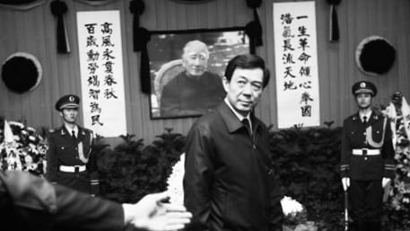 文革时薄熙来六亲不认、手毒心狠,连他爹都往死里整。