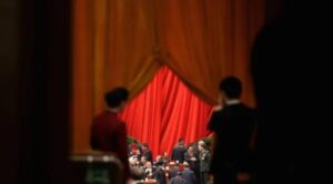 中办《通知》来势汹汹 人大、政协代表恐慌