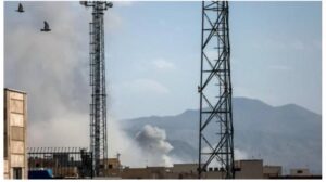 被教授李莉们忽悠瘸了，红二代家族在伊朗损失3800亿美元